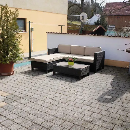 Lang Am Radweg Apartment